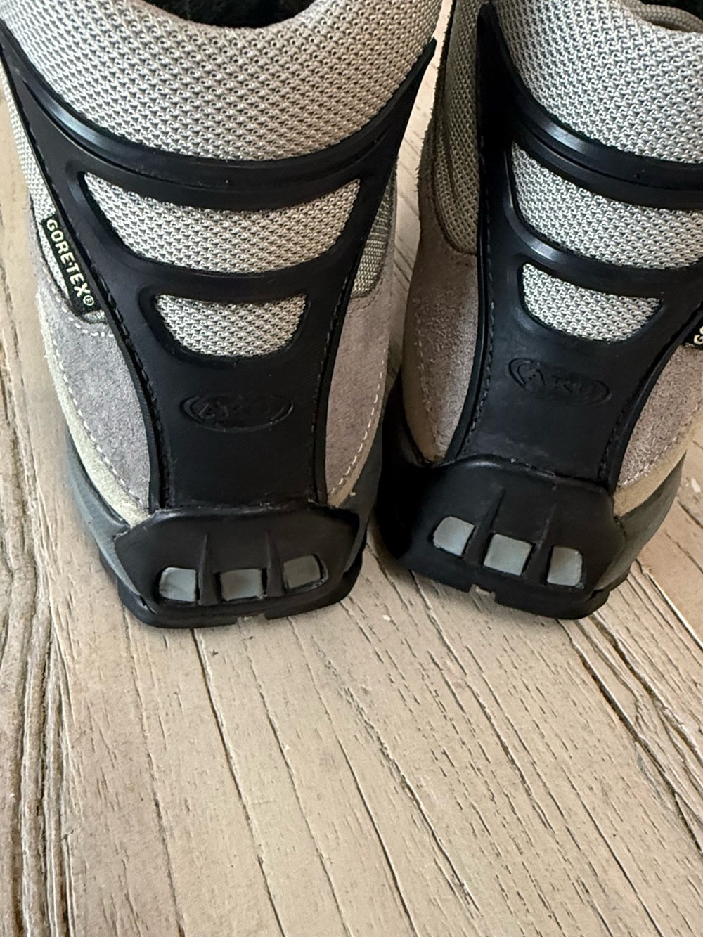 Women’s AKU Gortex waterproof Hiking Boots size 7.5 - Picture 6 of 10